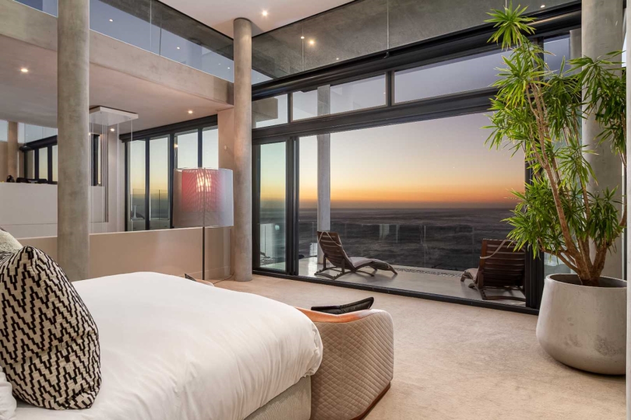 3 Bedroom Property for Sale in Camps Bay Western Cape